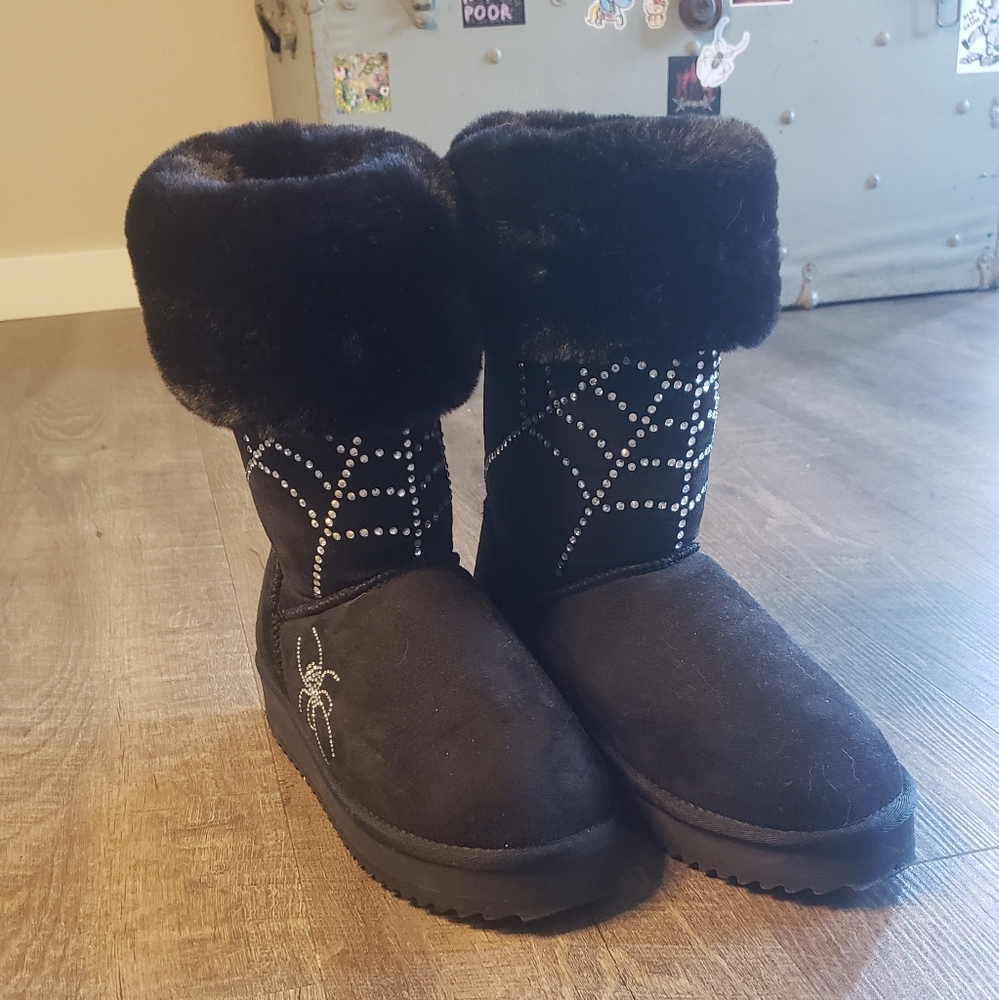 Black spiderweb uggs